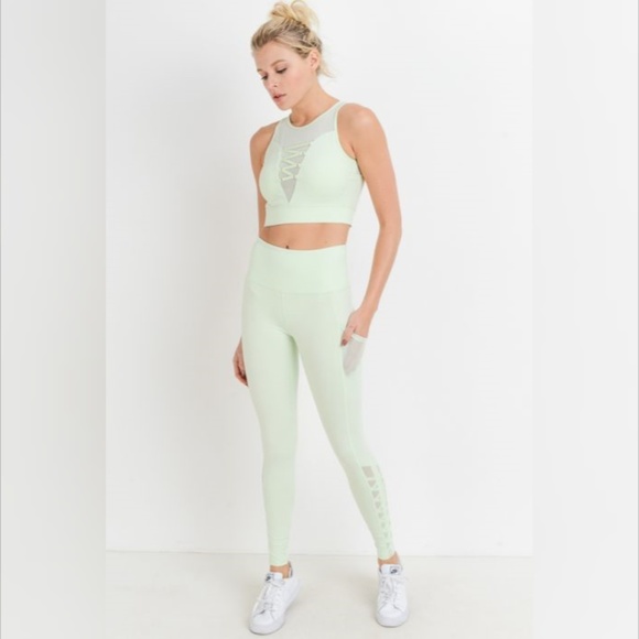 Hybrid Mesh & Lattice Straps Full Pocket Leggings - Picture 5 of 6